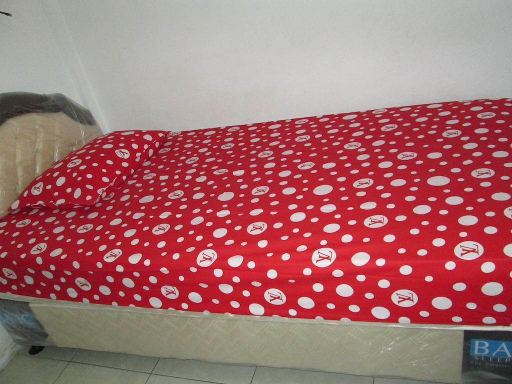 Sentosa76 Guest House Balikpapan  Room photo