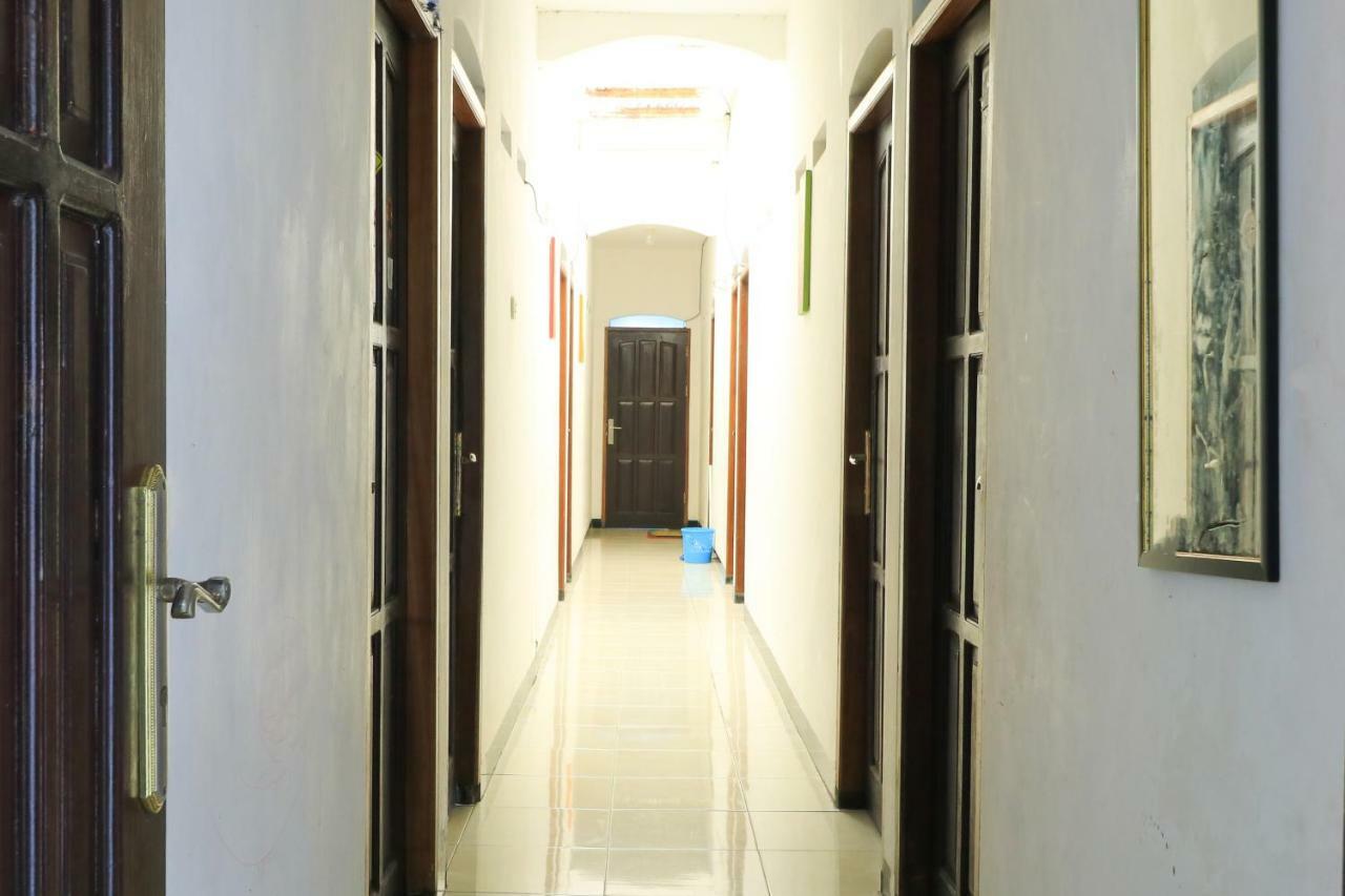 Sentosa76 Guest House Balikpapan  Exterior photo